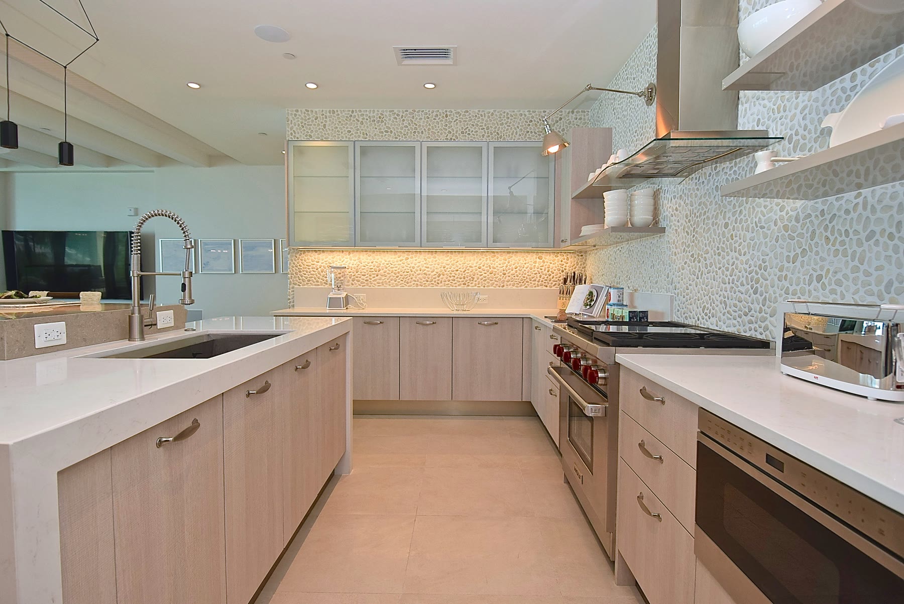 Kitchen and pantry. Residence by M2Develop