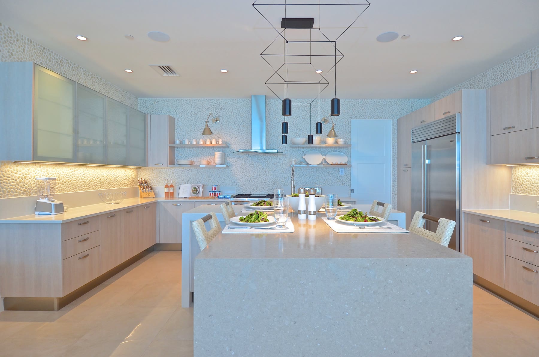 Kitchen. Residence by M2Develop