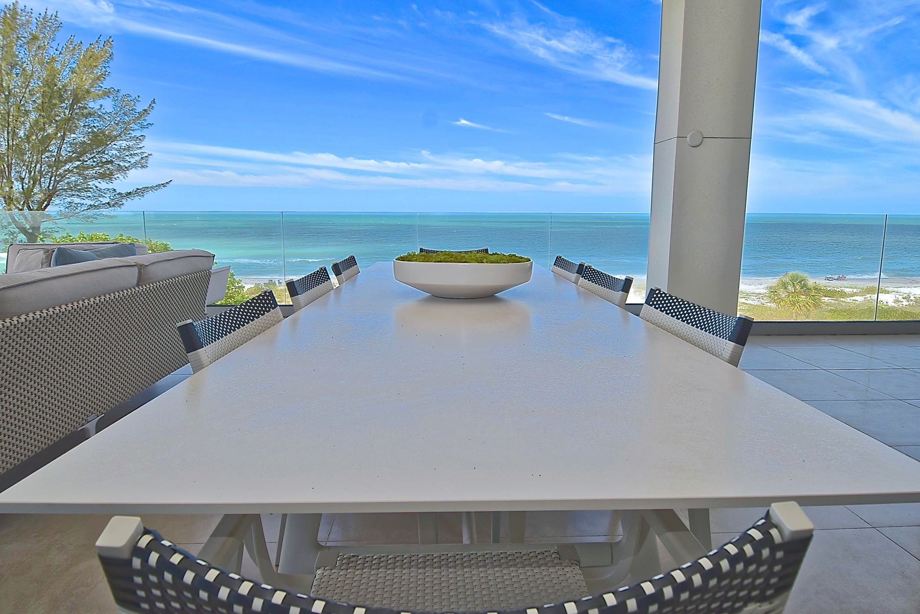 Terrace table. Residence by M2Develop